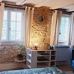 STUDIO - 30 m2 - Centre ville de Bourg en Bresse